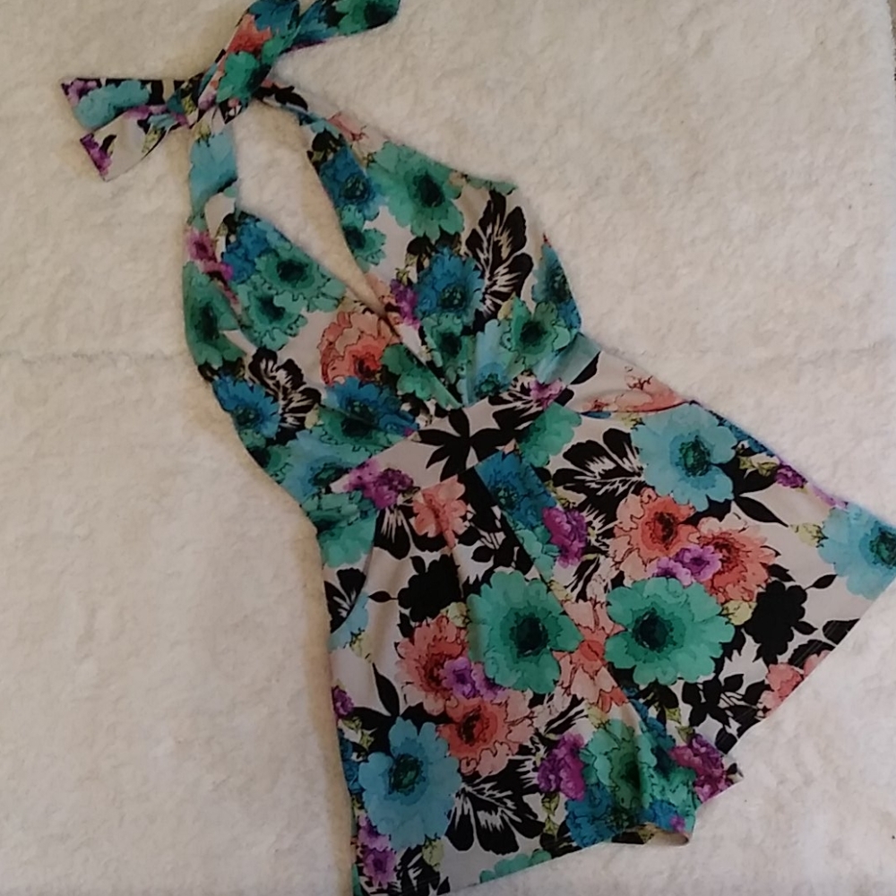 Halter top jumper